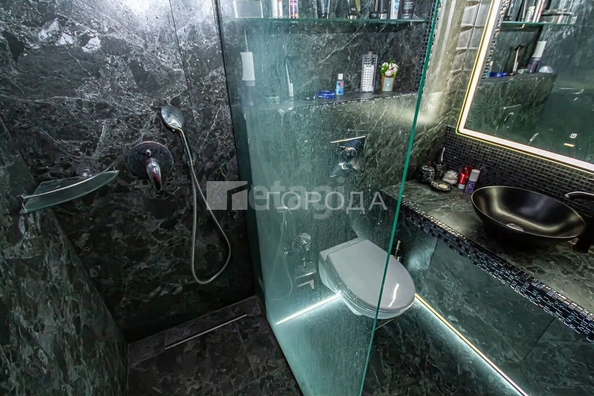 
  Продается апартамент 65 м², в АК Apartriver, апарт-отель. Фото 7.