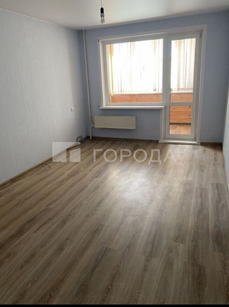 
  Продается 4-комн. квартира 70 м². Фото 1.