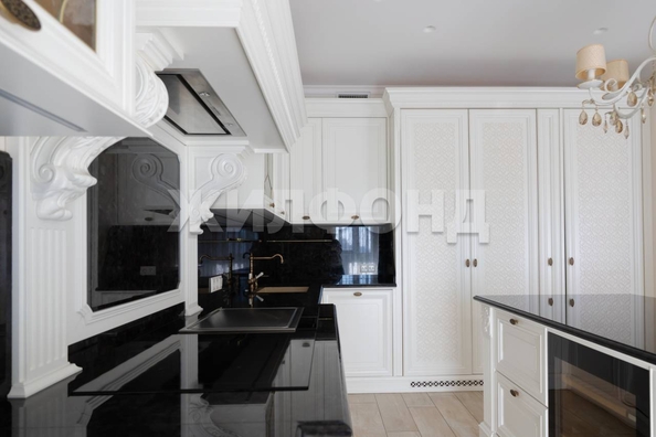 
  Продается 3-комн. квартира 121.2 м². Фото 5.