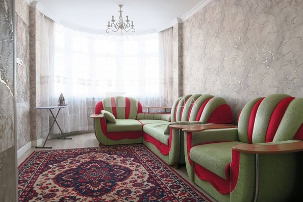 
  Продается студия 35.3 м², в ЖК Радужный каскад, б/с 19. Фото 1.
