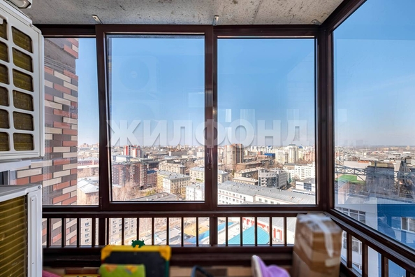 
  Продается 2-комн. квартира 57 м², в ЖК Расцветай на Маркса, дом 1. Фото 12.