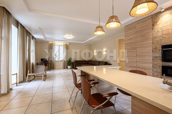 
  Продается дом 375.9 м². Фото 2.