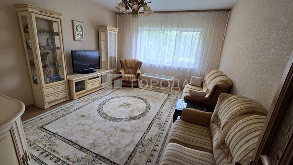 
  Продается 3-комн. квартира 107.4 м². Фото 1.