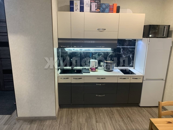 
  Продается 2-комн. квартира 40 м², в ЖК Цивилизация, дом 1. Фото 9.