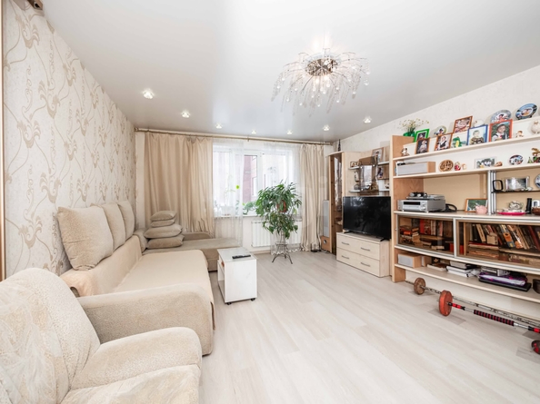 
  Продается 4-комн. квартира 80 м². Фото 2.