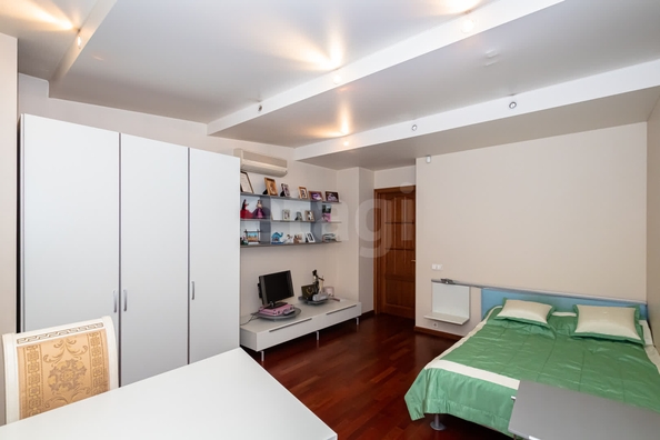 
  Продается 4-комн. квартира 292 м². Фото 9.