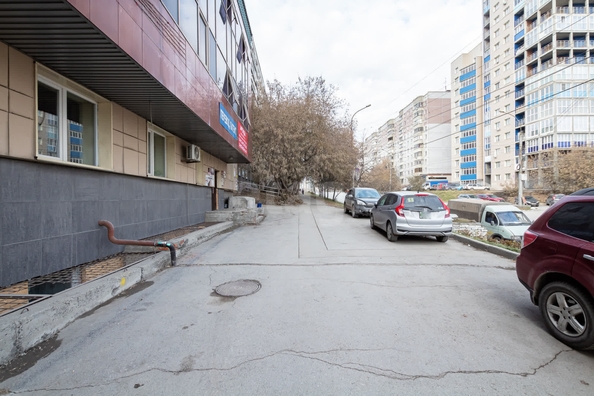 
  Сдается офис 36 м². Фото 12.