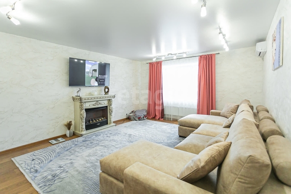 
  Продается 4-комн. квартира 158.9 м². Фото 2.