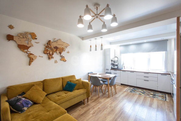 
  Продается 2-комн. квартира 56 м². Фото 1.