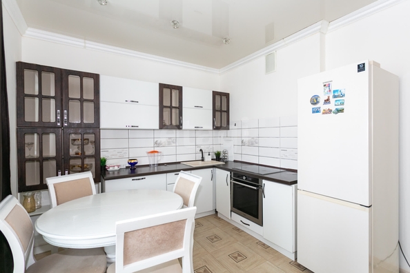 
  Продается 3-комн. квартира 70.6 м². Фото 1.