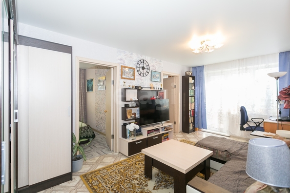
  Продается 4-комн. квартира 60.5 м². Фото 1.