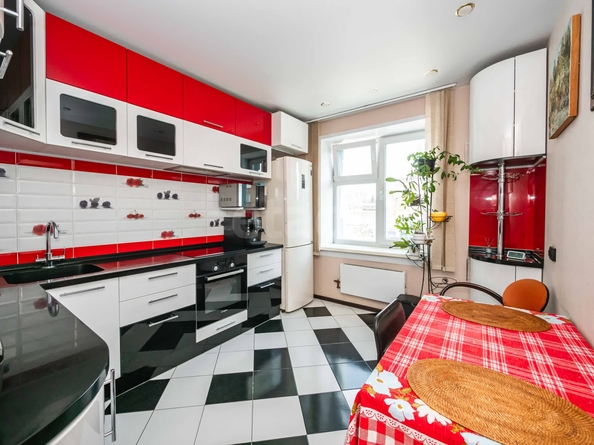 
  Продается 3-комн. квартира 99.2 м². Фото 2.