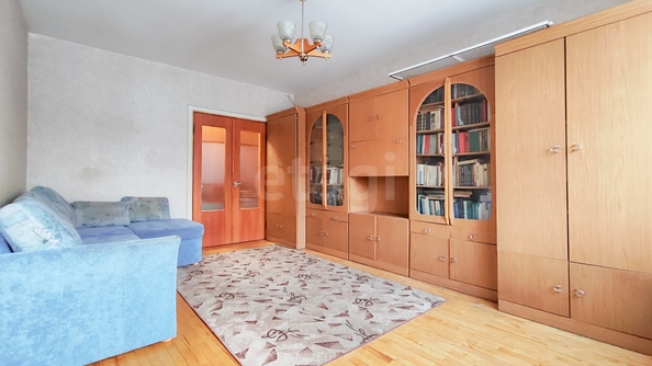 
  Продается 4-комн. квартира 108 м². Фото 1.