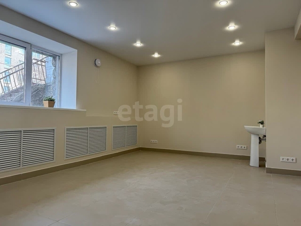 
  Продается универсальное помещение 33.7 м². Фото 7.