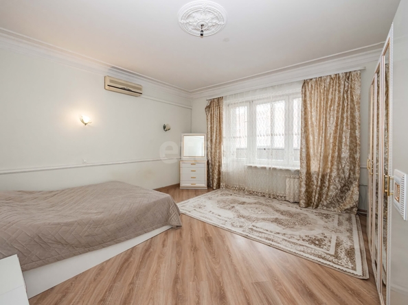 
  Продается 4-комн. квартира 204.8 м². Фото 16.