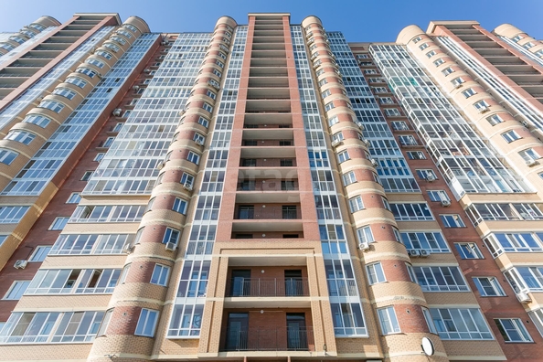 
  Продается универсальное помещение 60 м², в ЖК Радужный каскад, б/с 19. Фото 2.