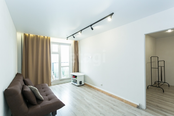 
  Продается 2-комн. квартира 37.2 м², в ЖК Радуга Сибири, дом 5. Фото 6.