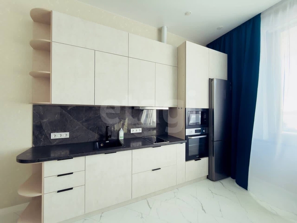 
  Сдается 1-комн. квартира 56 м². Фото 2.