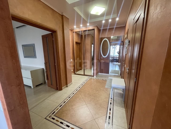 
  Сдается 1-комн. квартира 62 м². Фото 3.