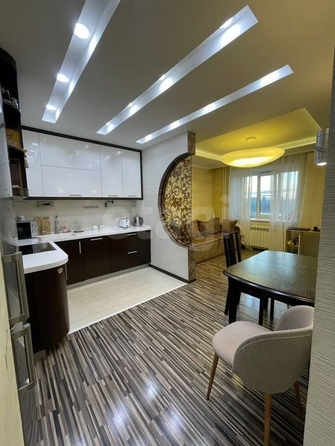 
  Продается 2-комн. квартира 61.8 м², в ЖК Радужный каскад, б/с 19. Фото 6.