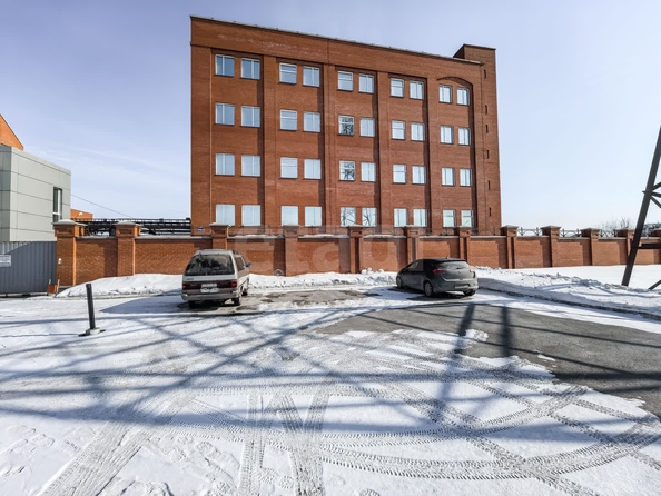 
  Продается универсальное помещение 11000 м². Фото 3.