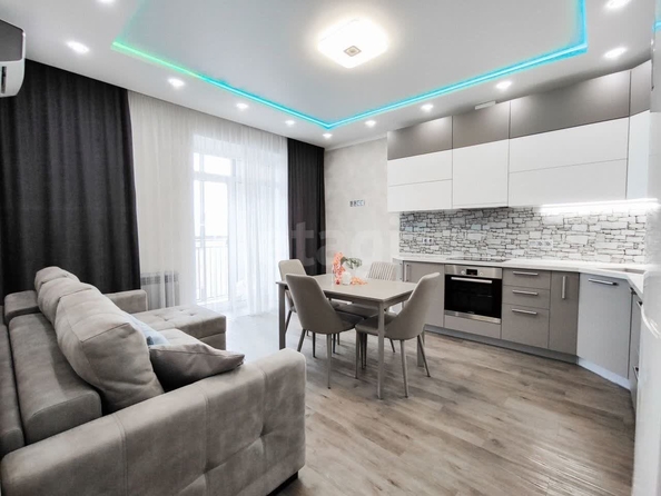 
  Продается 2-комн. квартира 65.9 м². Фото 2.
