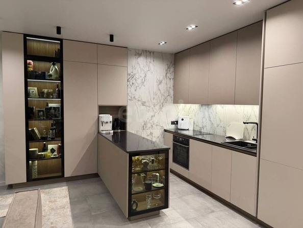 
  Продается 2-комн. квартира 68.7 м², в ЖК На Декабристов, дом 2. Фото 2.