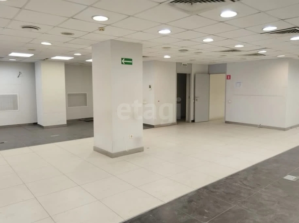 
  Сдается офис 257.4 м². Фото 7.