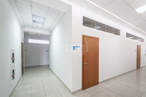 
  Сдается универсальное помещение 755 м². Фото 10.