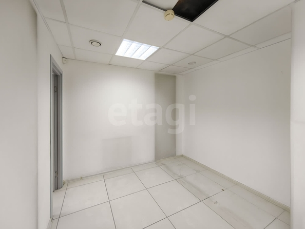 
  Сдается офис 378.3 м². Фото 6.