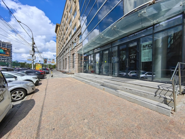 
  Сдается офис 493.2 м². Фото 7.