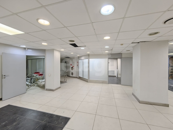 
  Сдается офис 493.2 м². Фото 12.