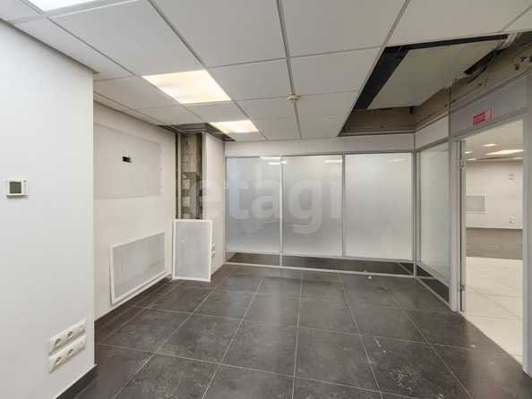 
  Сдается офис 493.2 м². Фото 21.