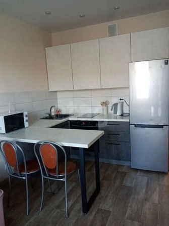 
  Сдается 1-комн. квартира 37 м². Фото 1.