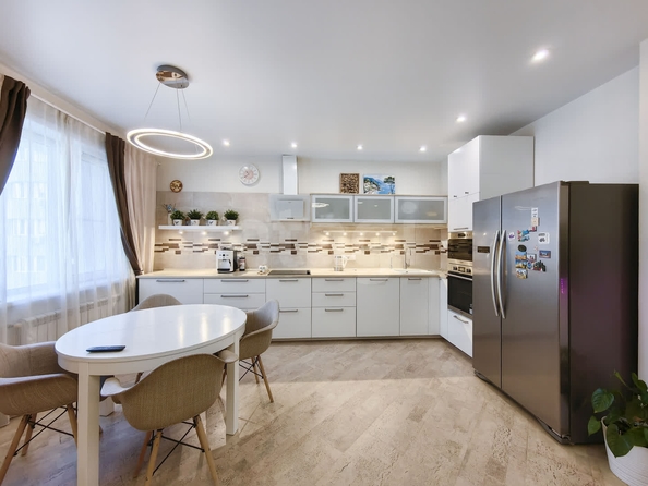 
  Продается 4-комн. квартира 104 м². Фото 6.