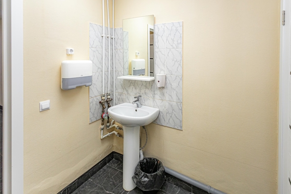 
  Сдается офис 25 м². Фото 11.