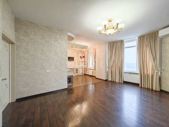 
  Продается 3-комн. квартира 105.6 м². Фото 2.