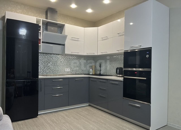 
  Продается 4-комн. квартира 75.3 м², в ЖК 4 мкр, дом 11. Фото 4.