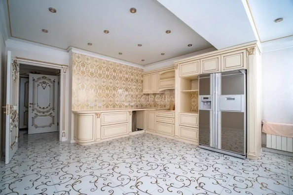 
  Сдается 2-комн. квартира 80 м². Фото 1.