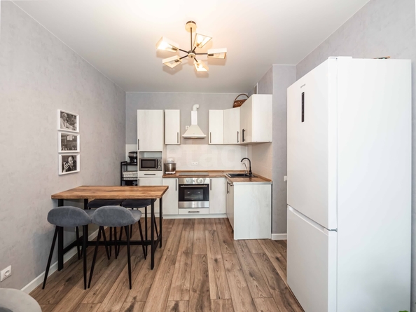 
  Продается 2-комн. квартира 50.5 м², в ЖК Тайгинский парк, дом 1. Фото 1.