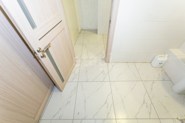 
  Продается офис 138 м², в ЖК Радужный каскад, б/с 19. Фото 20.