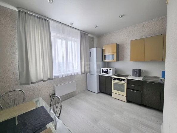 
  Сдается 1-комн. квартира 40.2 м². Фото 1.