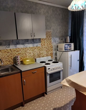 
  Сдается 1-комн. квартира 46 м². Фото 1.