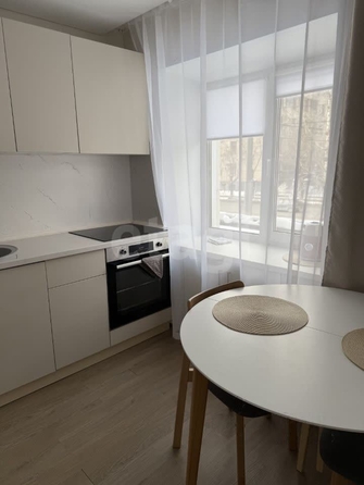 
  Сдается 2-комн. квартира 50 м². Фото 1.
