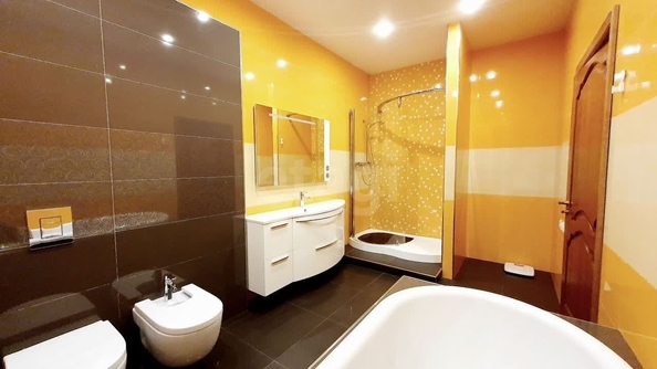 
  Продается 3-комн. квартира 132 м². Фото 11.