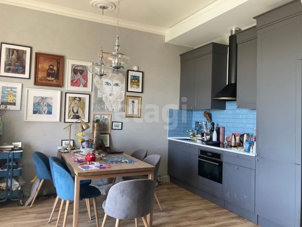 
  Продается 2-комн. квартира 65.5 м². Фото 1.