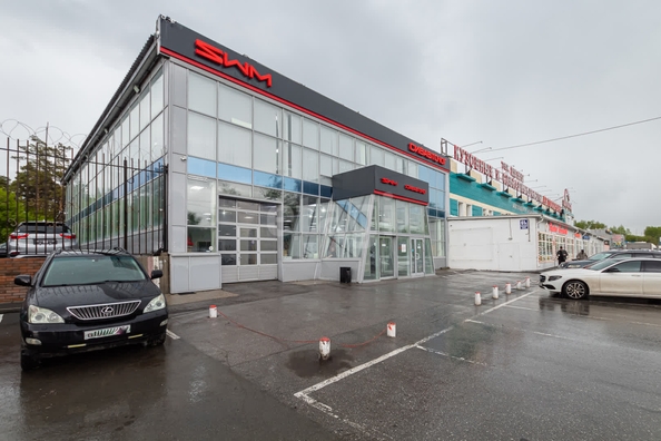 
  Сдается торговая площадь 1180 м². Фото 1.