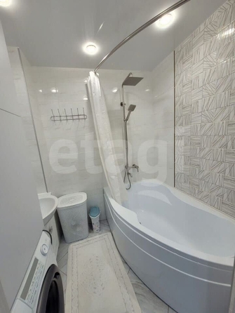 
  Продается 2-комн. квартира 55.8 м², в ЖК Солнечные часы, 3 очередь, дом 4. Фото 13.