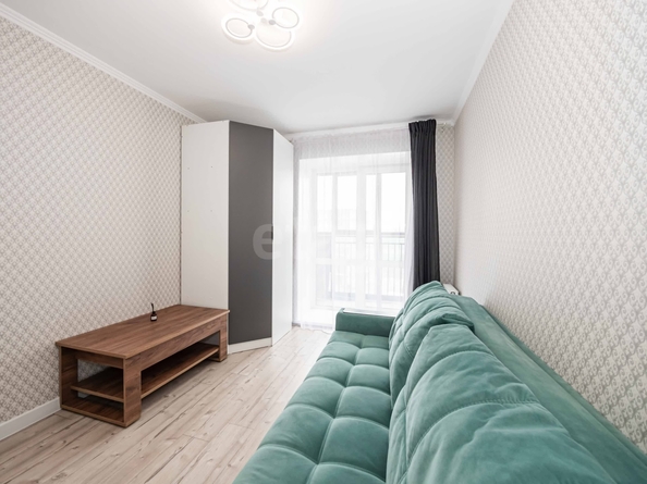
  Продается 2-комн. квартира 55.8 м², в ЖК Солнечные часы, 3 очередь, дом 4. Фото 12.