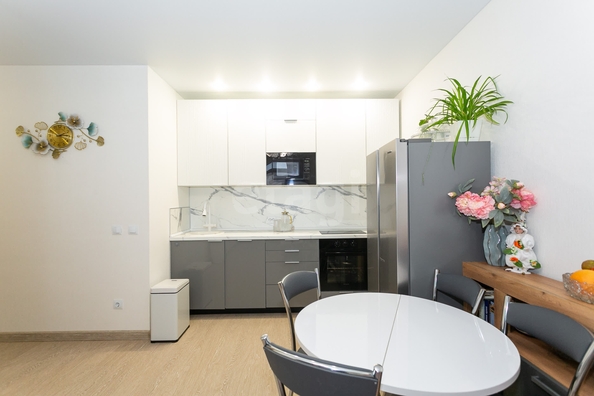 
  Продается 2-комн. квартира 42.5 м², в ЖК Ясный берег, дом 19. Фото 2.